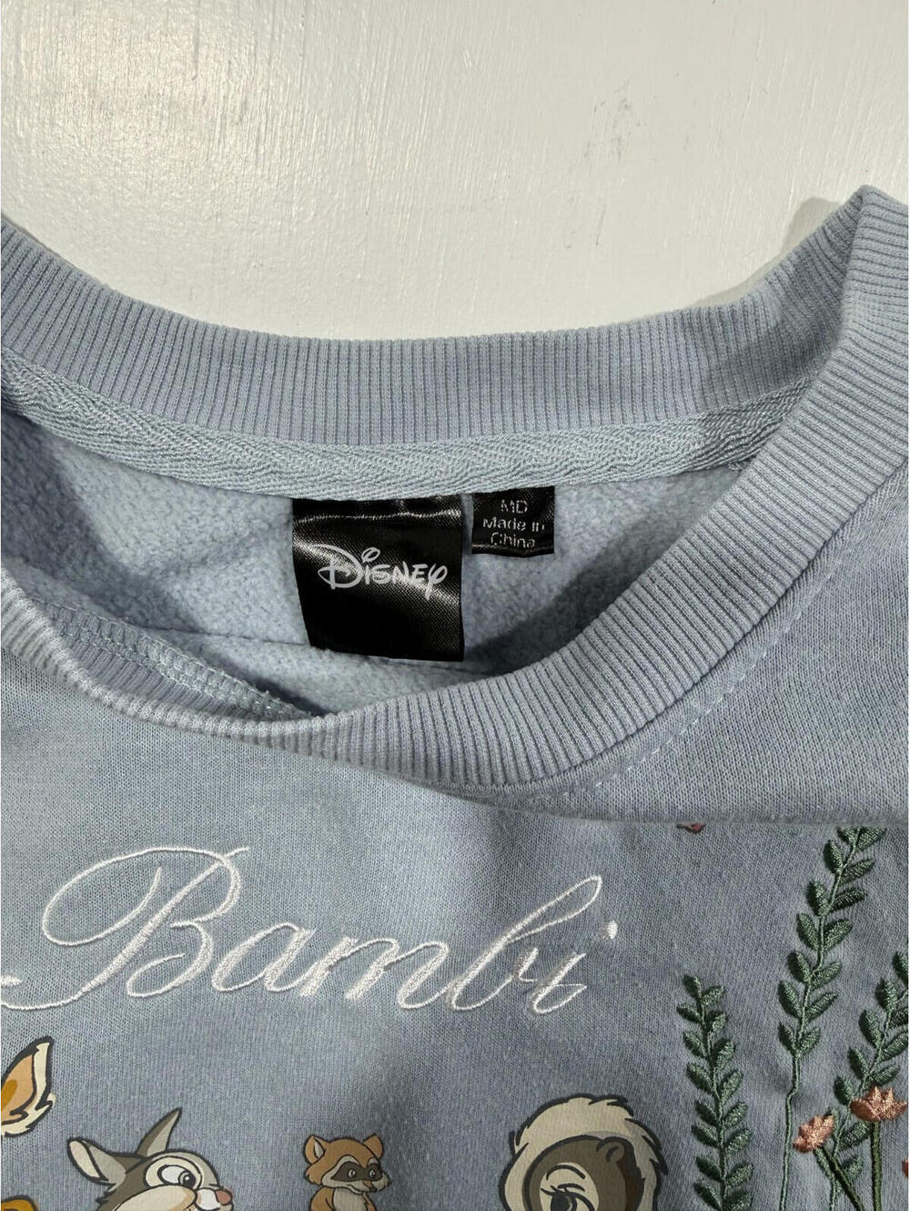 Disney Bambi Sweatshirt Womens Medium Blue Embroidered Crewneck Thumper Flower - Picture 7 of 9